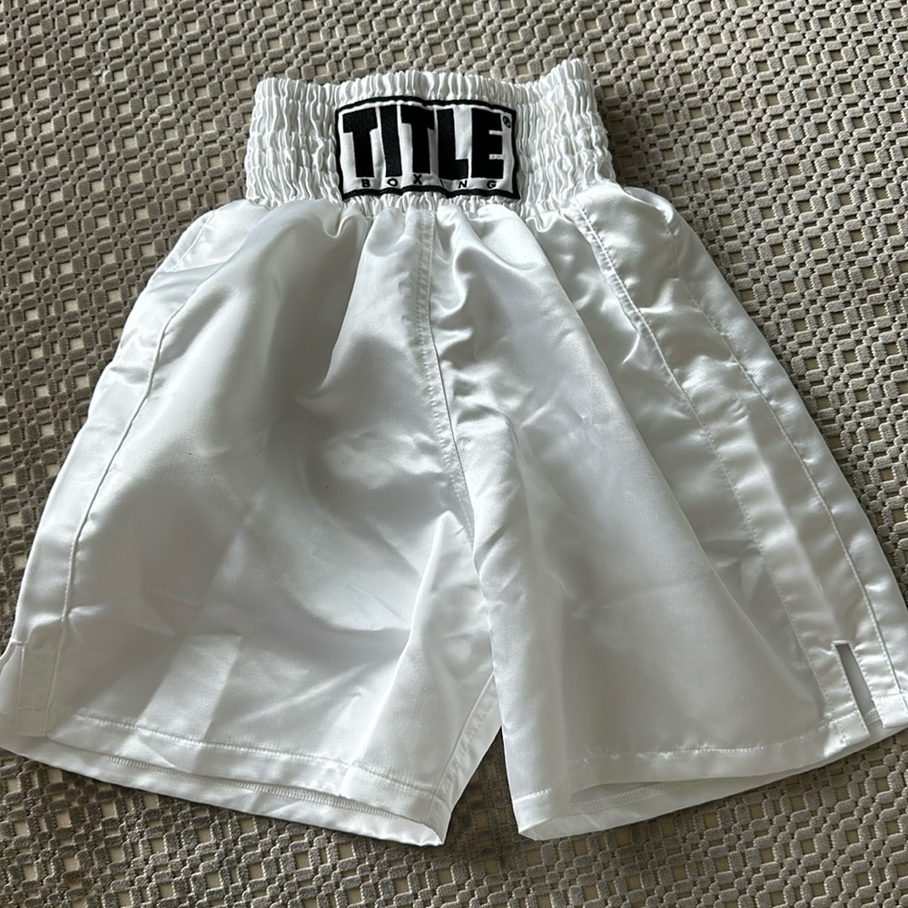 White youth M boxing shorts